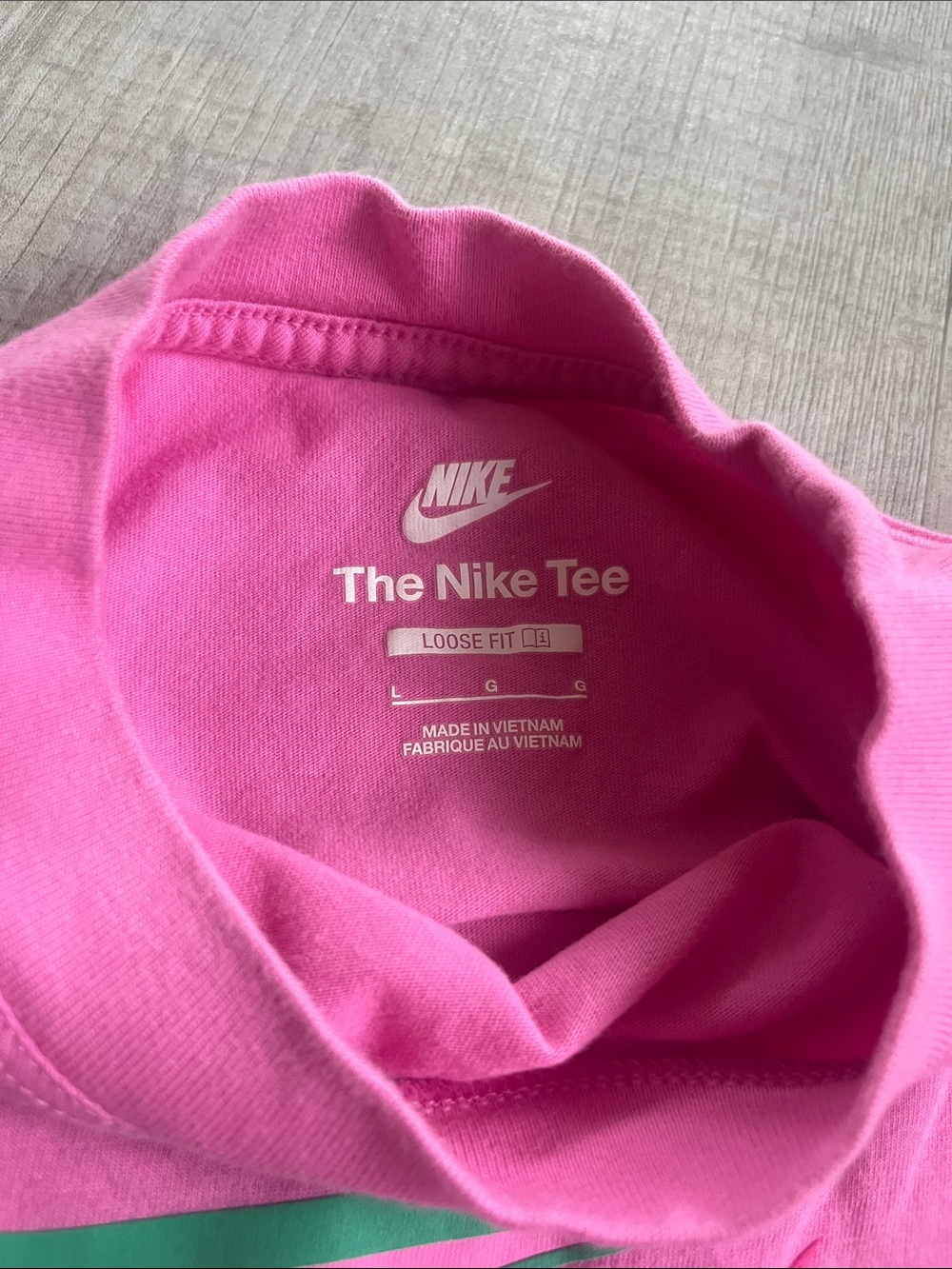 ✨Nike Tee✨ - Picture 6 of 6